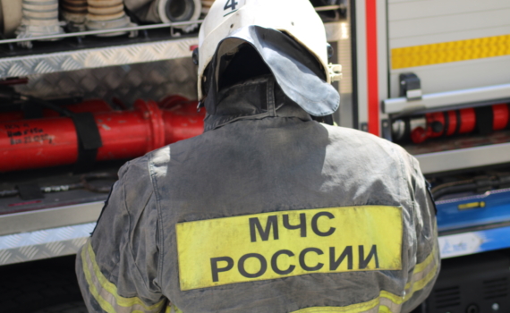 Пожар на складе сэндвич-панелей в Воронеже: эвакуация не потребовалась Пожар на складе сэндвич-панелей в Воронеже: эвакуация не потребовалась