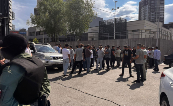 Томский суд вынес приговор фигурантам дел о незаконной легализации 500 мигрантов Томский суд вынес приговор фигурантам дел о незаконной легализации 500 мигрантов