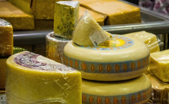 Творожный сыр: как выбрать идеальный продукт и что скрывается за этикеткой Творожный сыр: как выбрать идеальный продукт и что скрывается за этикеткой