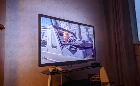 Телевизоры 2026 для кино, игр или кухни: как не переплатить и не ошибиться с технологией