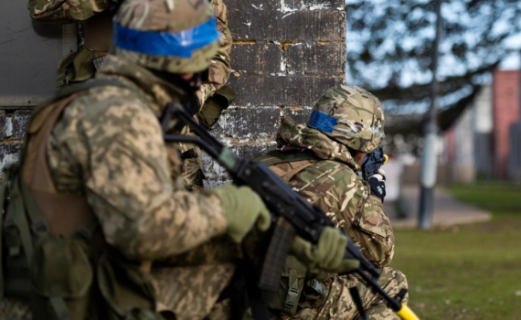 Франция использует украинских боевиков против России в Африке Франция использует украинских боевиков против России в Африке